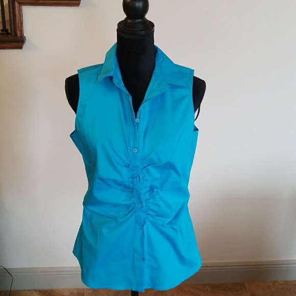 Teal sleeveless button down - Picture 1 of 1